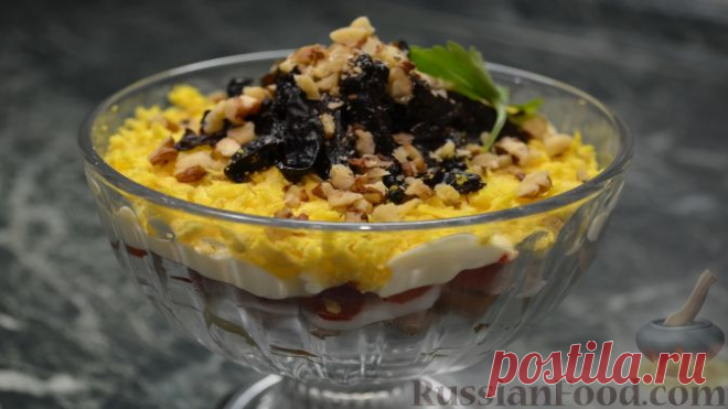 Рецепт: Салат-коктейль «Новинка» на RussianFood.com