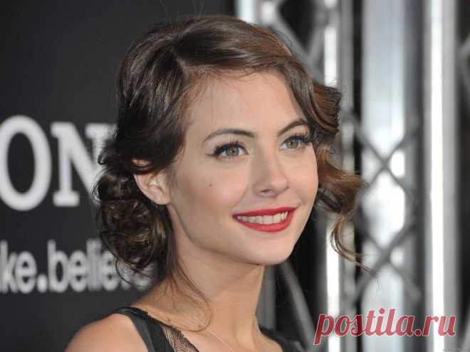 Уилла Холланд (Willa Holland)