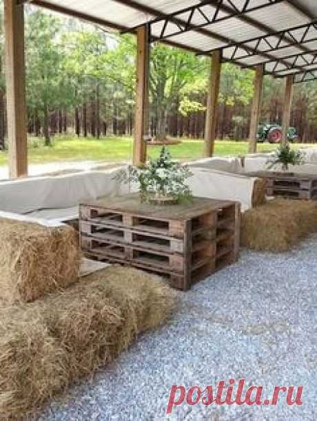 Gorgeous 48 Elegant Outdoor Wedding Decor Ideas on A Budget https://bitecloth.com/2017/07/12/48-elegant-outdoor-wedding-decor-ideas-budget/