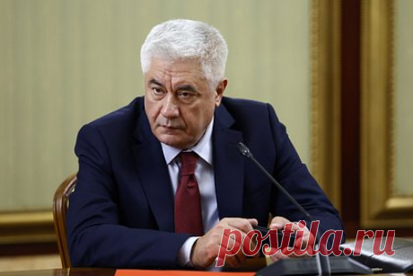 Глава МВД рассказал о блокировке 83 тысяч сайтов из-за пропаганды наркотиков. Глава МВД Владимир Колокольцев заявил о блокировке 83 тысяч сайтов и интернет-страниц, содержащих информацию о распространении наркотиков. Министр также рассказал о работе по поиску рекламы наркомагазинов в легальных новостных и развлекательных Telegram-каналах. С осени 2022 года реклама была удалена из 17 каналов.