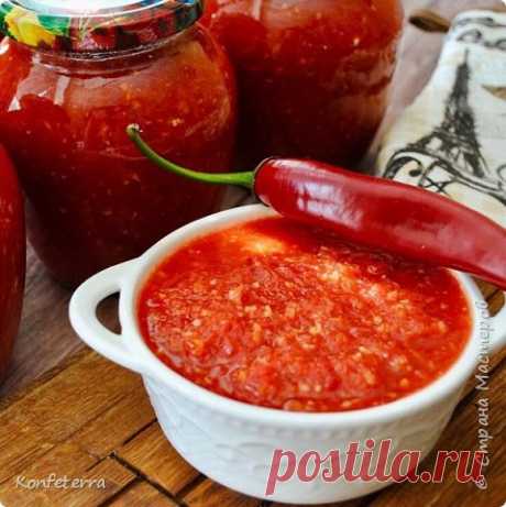 Вкуснейшая аджика на зиму с хреном