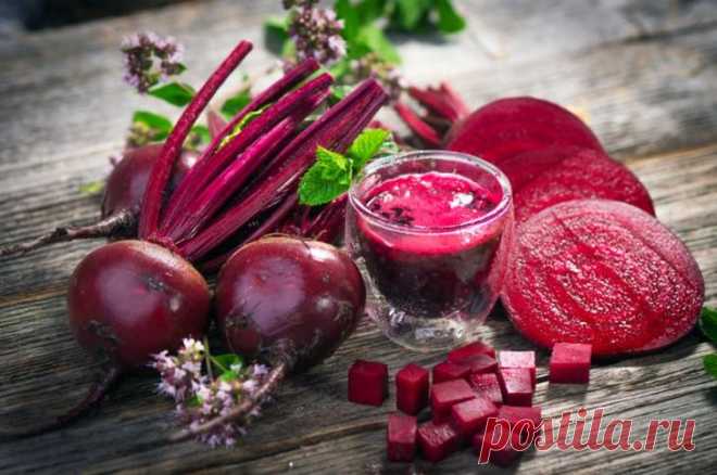 Какие продукты нужно включить в зимний рацион, чтобы не заболеть Зима — пора простуды и гриппа, и чтобы избежать всех «прелестей» этого времени года необходимо не только одеваться по погоде, но и употреблять определённые продукты, чтобы обеспечить организм витамина...