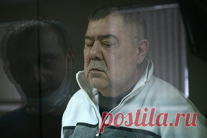Экс-инспектора Ростехнадзора осудили по второму делу о взрыве на «Листвяжной». Беловский суд Кемеровской области приговорил к пяти годам лишения свободы бывшего инспектора Ростехнадзора Сергея Винокурова, который пытался скрыть ненадлежащие проверки шахты «Листвяжная» перед аварией. С учетом сложения наказаний он пробудет в колонии общего режима шесть лет.