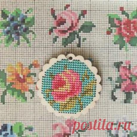 Схема роз для вышивки крестиком бисером