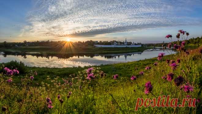 35PHOTO - Александр Манжосов - Утро Успенского монастыря.