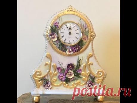 Каминные часы.  Имитация старинного фарфора.