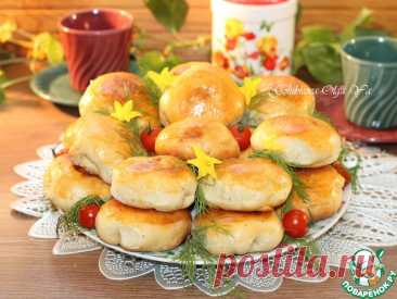 Круглые пирожки с овощами и яйцом. Попробуйте приготовить очень вкусные пирожки в духовке. Приготовленные пирожки из пшеничной муки с вкусной начинкой и ароматной корочкой. Готовить очень просто!
