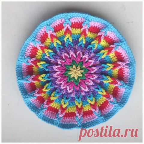 Яркий мотив для сидушек крючком. Красивая сидушка на табурет крючком | Все о рукоделии: схемы, мастер классы, идеи на сайте labhousehold.com