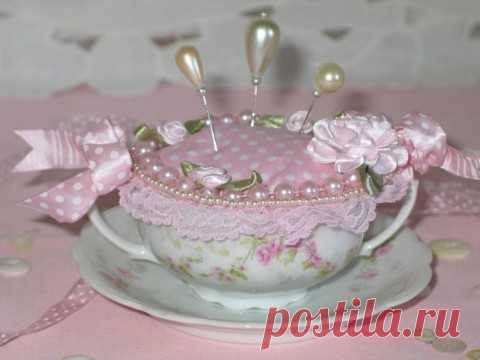 Изящные сувенирные игольницы