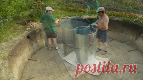 Стройка бассейна Моё море Вкопал бассейн Bestway. Все вопросы можно задать на https://www.forumhouse.ru/threads/313230/page-7#post-17357575