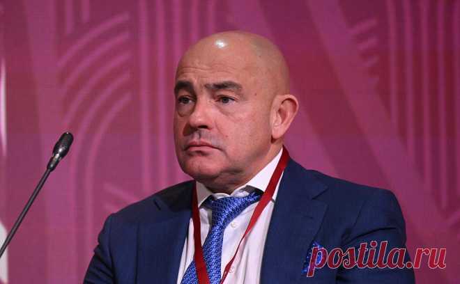 У экс-владельца «Арианта» Кретова изъяли землю на берегу Азовского моря. Арбитражный суд изъял у экс-владельца национализированного «Арианта» Александра Кретова два земельных участка в Краснодарском крае общей площадью более 3,5 тыс. кв м. Они расположены на одной улице, по соседству друг с другом