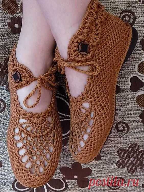 Тапочки,чуни,следки