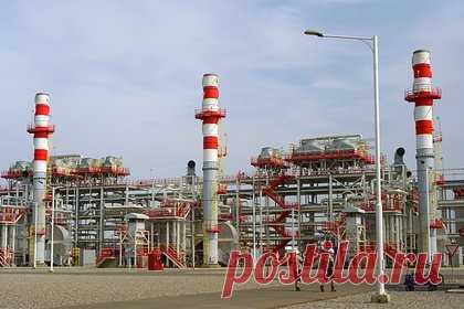 В России нашли нового покупателя газа. Россия и Узбекистан заключили двухлетний контракт на поставку газа и приняли «дорожную карту» по подготовке газотранспортной системы Узбекистана к получению ресурсов. Отгрузки начнутся с октября 2023 года, «УзГазтрейд» будет получать девять миллионов кубометров газа в сутки.