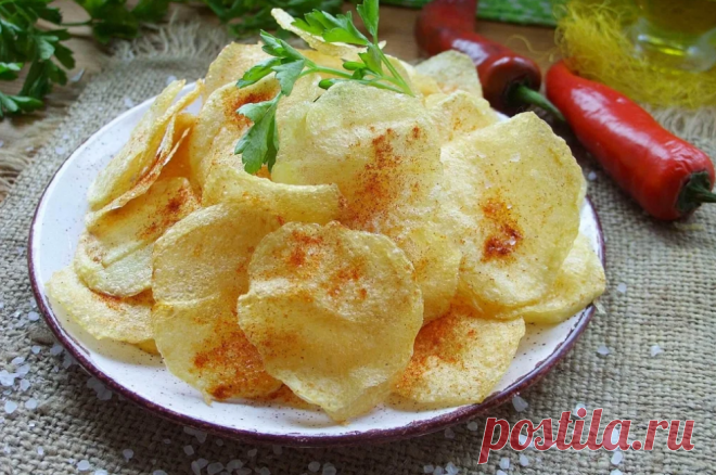 Чипсы в микроволновке из картошки в домашних условиях.