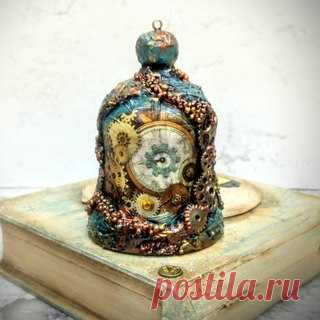 Красиво и быстро! И очень необычно! Вот, как проходит МК по декору елочных игрушек : от Роккоко до стимпанка! Заодно новый клей оттестировала! EXPRESS - клей от Pentart - он действительно очень экспресс :)))) Последний МК по Ёлочной Игрушке в Москве 16 декабря, а в Питере - 17 декабря. Для записи звоните 89151535606!