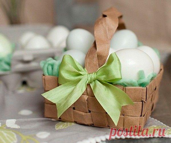 👌 Корзинки из картона и бумаги 5 мастер-классов, увлечения и хобби Я работаю учительницей начальных классов. Сейчас у меня отпуск, но мне не приходится скучать без дела. Всем известно, что малыши в школе не только учатся по книгам, но и играют в р...