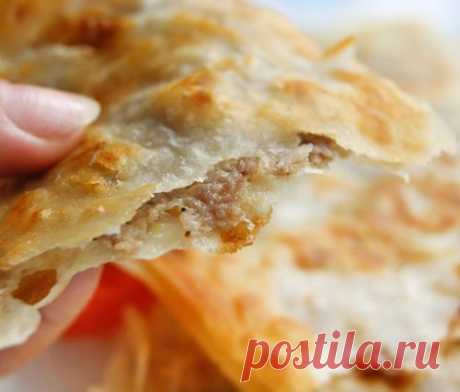 Чебуреки и армянский лаваш