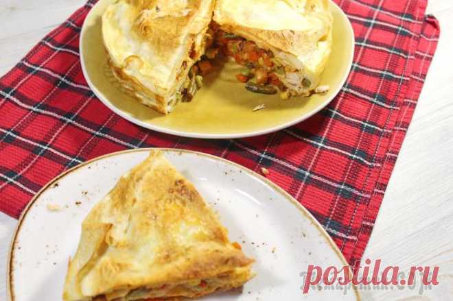 Быстрый пирог из лаваша. Очень вкусный, быстрый пирог из лаваша, куриной грудки и овощей Сегодня приготовим быстрый пирог из лаваша. Пирог получается очень вкусный, готовить его просто, никто не поверит, что потратили на его готовку минут 30.










Ингредиенты:

Куриная грудка - 2 шт.

Овощная смесь - 400 гр.

Лаваш - 2 листа

Кефир - 250 мл.

Яйцо - 2 шт.

Сл