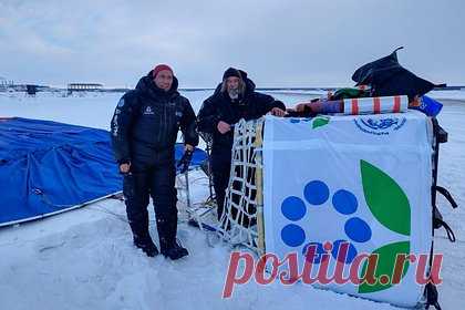 Конюхов установил мировой рекорд во время полета на воздушном шаре. Путешественник Федор Конюхов и президент Федерации воздухоплавательного спорта России Иван Меняйло завершили на полет тепловом воздушном шаре, отправившись из Кировска Мурманской области и приземлившись в Хатанге Красноярского края.