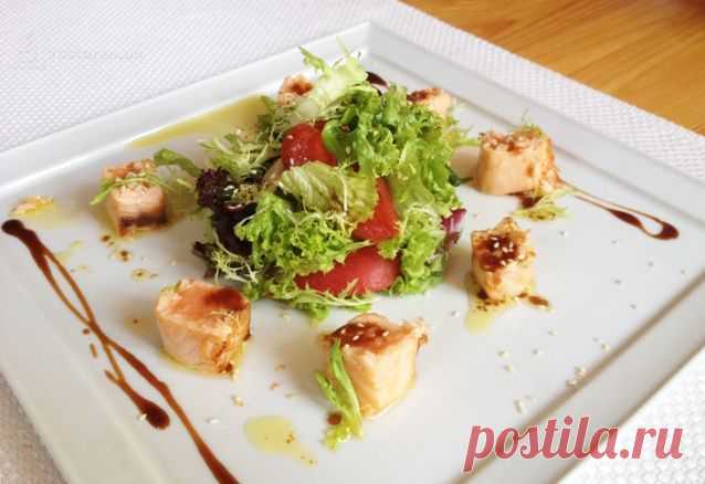 из лосося медиум с устричным соусом от ресторана maLLina cafe / Салат из лосося медиум с устричным соусом от ресторана maLLina cafe / Блюдо недели / Лента новостей / Киев / Ресторан.UA