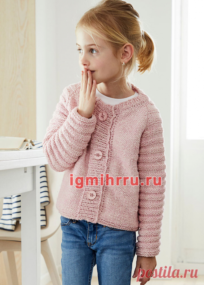 Для девочки 3-13 лет. Розовый жакет с рукавами реглан. Вязание спицами для детей