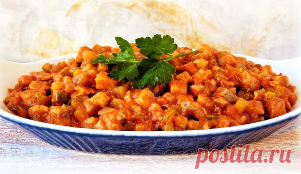 (30) Сельдь по-цыгански - Будет вкусно
                                             - 25 февраля
                                             - 43515277949 - Медиаплатформа МирТесен Сельдь по-цыгански – это популярная польская закуска для любителей ароматных остро-сладких блюд. Прекрасно подходит как для праздничного, так и для повседневного стола. Хранится такое блюдо около недели, главное, доставать его из миски сухой и чистой ложкой. Хороша такая сельдь и к картошке, и ...