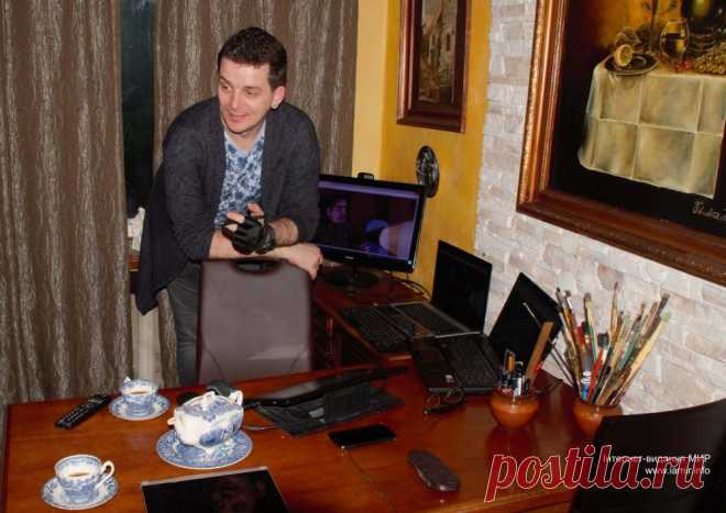 Георгій Ключник: Наша «еліта» живе в Україні вахтовим методом: «Я тут немного поработаю, а потом домой поеду» | Новости - МИР