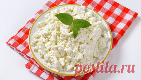 Что приготовить из "Творога", 5 вкусных и полезных рецептов. - Рецепты для дома Вкусно и полезно!) Особенность десертов и выпечки из творога — невероятно нежная текстура, легкость и воздушность. Читайте, как легко и просто приготовить творожные десерты без выпечки, чизкейк, пряную намазку на хлеб, творожный кекс. А если заменить обычную муку на более полезную, цельнозерновую, вместо сахара добавить мед и фрукты, получится вкусный диетический десерт. Фруктовый торт Объедение!) […]
