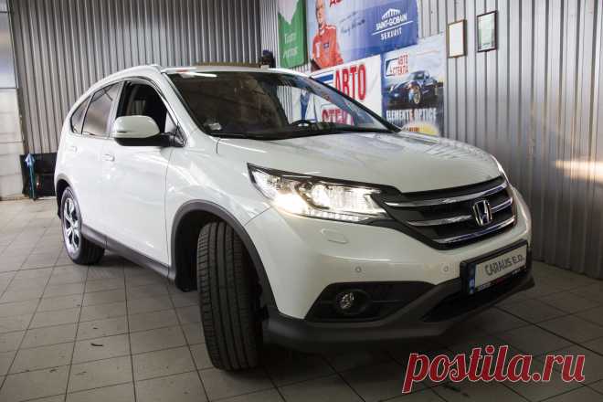 Автостекла высокого качества на Honda CR-V 2014 года