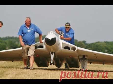 ① LMA RAF COSFORD RC MODEL AIRCRAFT SHOW - 2013 FLIGHTLINE COMPILATION ( PART 1 )