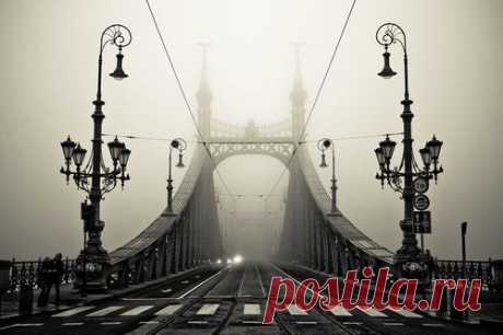Fog, Budapest, Hungary