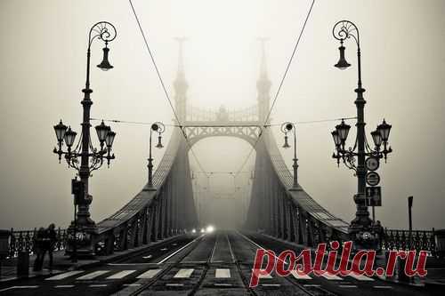 Fog, Budapest, Hungary