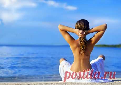 Женщина это приглашение к счастью. (Шарль Бодлер)