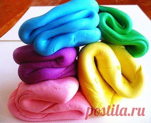 Мастика для украшения десертов.