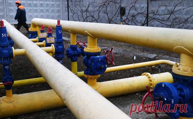 Глава Минэнерго не исключил продление транзита газа через Украину. Европейские получатели российского газа заинтересованы в продлении транзита, поэтому решение может быть согласовано с привлечением посредников, считает Шульгинов. Киев ранее отказался продлевать истекающий в 2024 году контракт