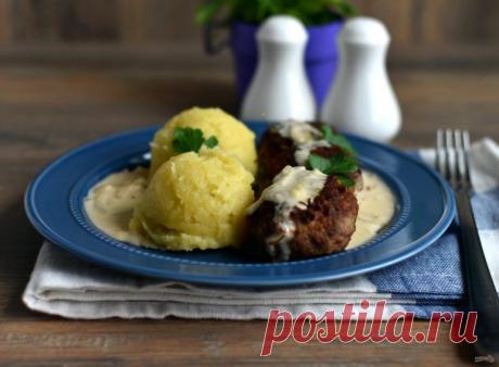 Необычные котлеты в пикантном сырном соусе - пошаговый рецепт с фото на Повар.ру