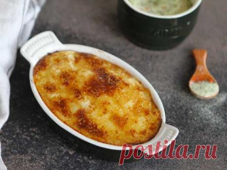 Картофельная запеканка с курицей в аэрогриле Богатая по вкусу и очень сытная картофельная запеканка. Она хороша как в теплом, так и в холодном виде. И такая вкусная, что вам непременно захочется повторить.