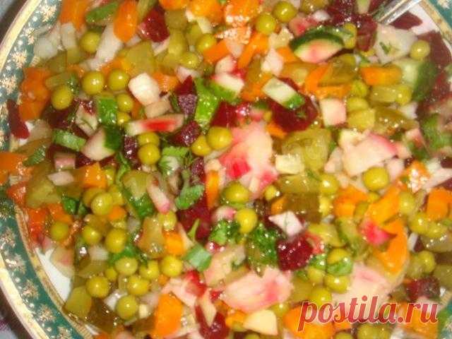 Винегрет с зеленым горошком вкусный и простой рецепт с фото пошагово - 1000.menu
