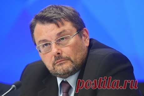 Депутат Госдумы предложил нанести ядерный удар по США. Депутат Госдумы Евгений Федоров предложил нанести предупредительный удар ядерным оружием по США в качестве одного из способов воздействия на Вашингтон. Среди других способов он назвал полетные задания и удары бомбами по американским лабораториям с биологическим оружием.