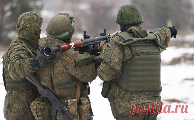 В Непале задержали подозреваемых в вербовке в российскую армию. С непальских мужчин брали до $9 тыс. за отправку в Россию, сообщила полиция Катманду. Многие непальцы вступают в армии разных стран из-за безработицы и традиций