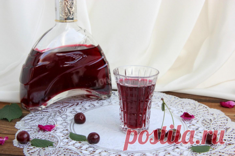 Настойка вишня на водке с косточками рецепт с фото пошагово - 1000.menu