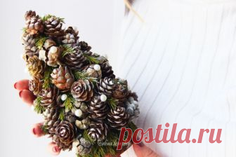 Новогодняя ёлочка из природных материалов своими руками