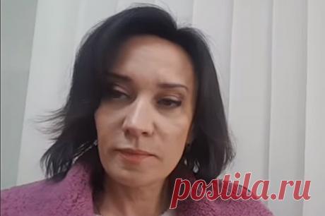 Украинская националистка Маруся Зверобой пожелала смерти Зеленскому. Представительница радикального крыла Украины отреагировала на визит лидера страны под Работино в Запорожской области.