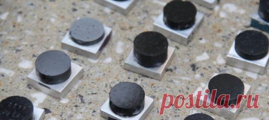 Фото: Эндрю Логан Наиболее часто используемым материалом в строительстве был и остается бетон. Именно благодаря ему люди получили возможность быстро возводить большие здания с заданной прочностью. Однако, свойства бетона могут быть более полезными. К такому выводу пришли ученые из международной команды, образованной сотрудниками Массачусетского технологического института и Французского национального центра научных исследований. Они провели большую работу и сумели добавить бетону, как минимум,…