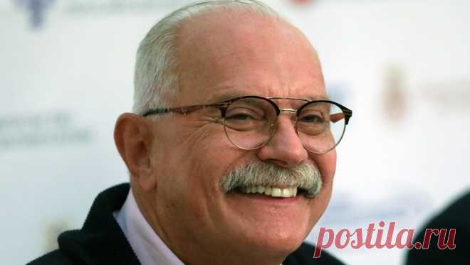 Михалков. Если я дал по морде, а он оказался евреем... Не знаю, и это уже, так сказать, набило оскомину: все ищут национальную идею. Для меня она состоит в преемственности, просвещенном консерватизме и вооруженной, повторюсь, эволюции…
«Рудинштейн не люби…