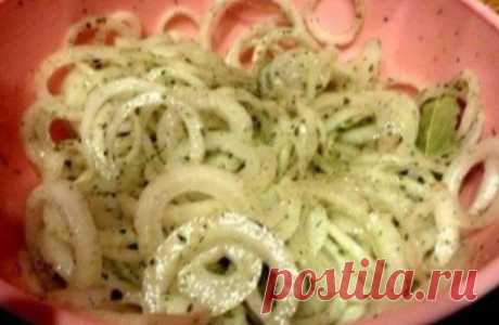 Маринованный лук для шашлыка, салатов и просто с хлебом покушать