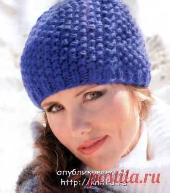 Синяя шапочка связанная спицами из рубрики Вязание для женщин. Вязание спицами модели и схемы на kNITKA.ru