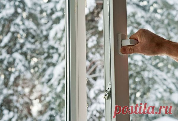 Как перевести окна на зимний режим: самостоятельно переключаем, регулируем, настраиваем Зачем нужна регулировка окон. Как самостоятельно можно перевести окно в зимний режим, чтобы не сквозило. Как еще режимы есть у пластиковых окон. Как не сломать фурнитуру окна.