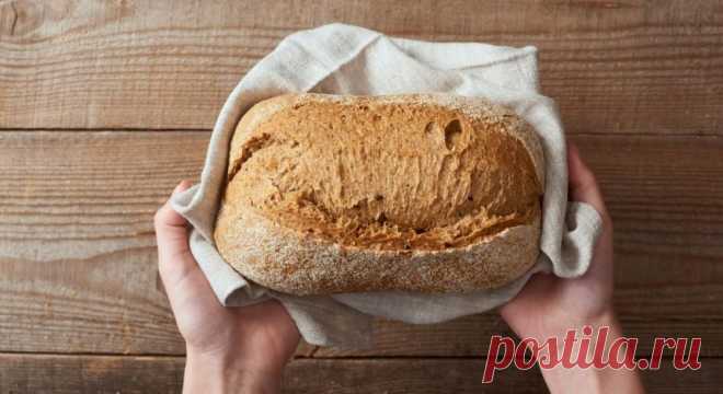 Как сохранить хлеб свежим надолго? Положите рядом один из этих 3 продуктов — и он не заплесневеет | Полезные советы на все случаи жизни