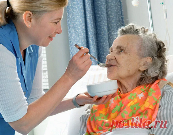 В сети пансионатов для престарелых «ГРААЛЬ» старые люди получают шикарную возможность комфортно доживать свое время, а родным не сомневаться в том, что их родственникам будет оказано должное внимание и уход. Гости дома престарелых получают надлежащую медицинскую помощь, потому что за ними регулярно присматривает профессиональный персонал с невероятным опытом.

В данном пансионате для престарелых клиенты будут как дома, проводя досуг с единомышленниками